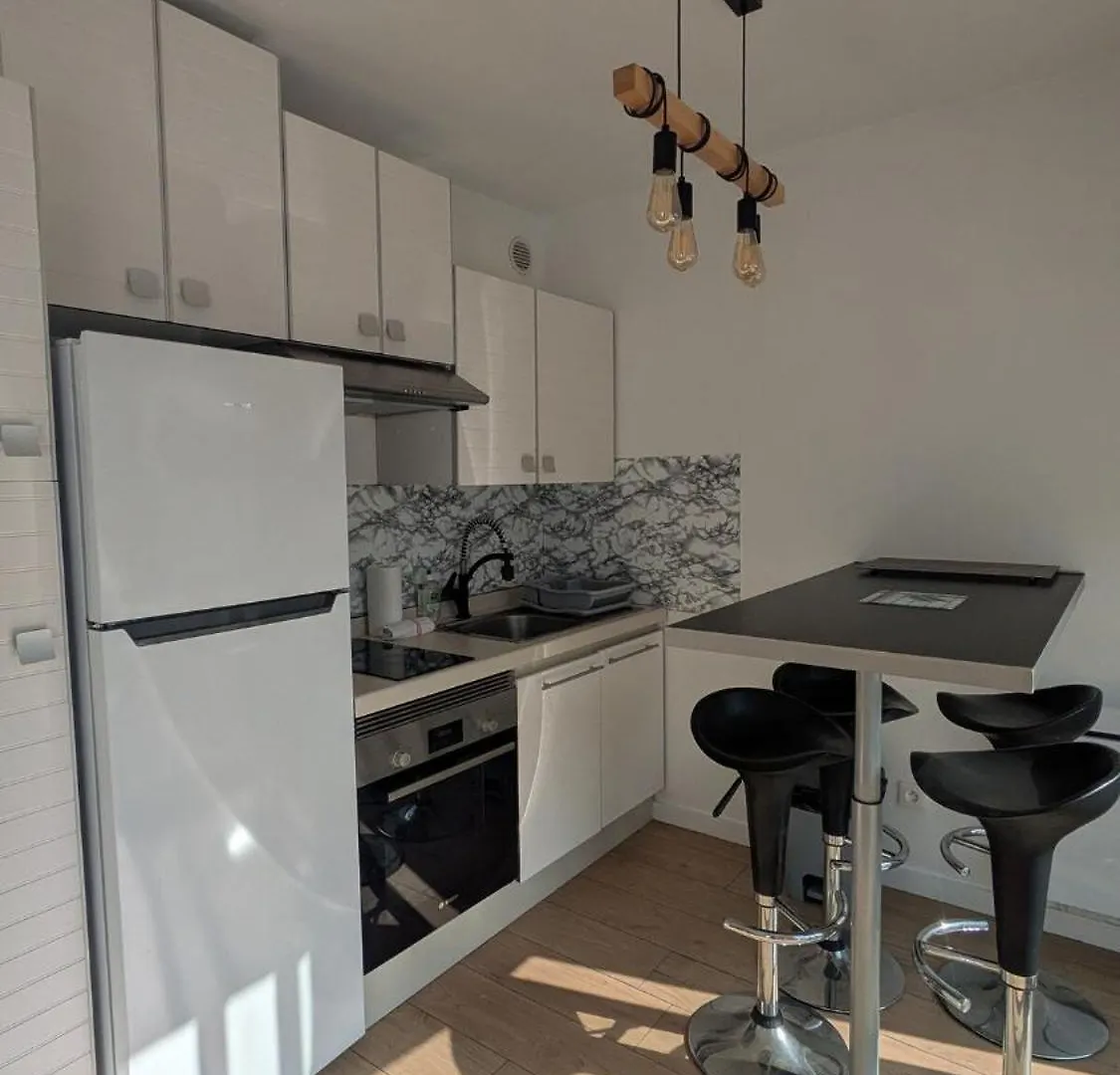 Apartamento T1 Bis Avec Parking A 10 Min A Pied Du Centre Vannes